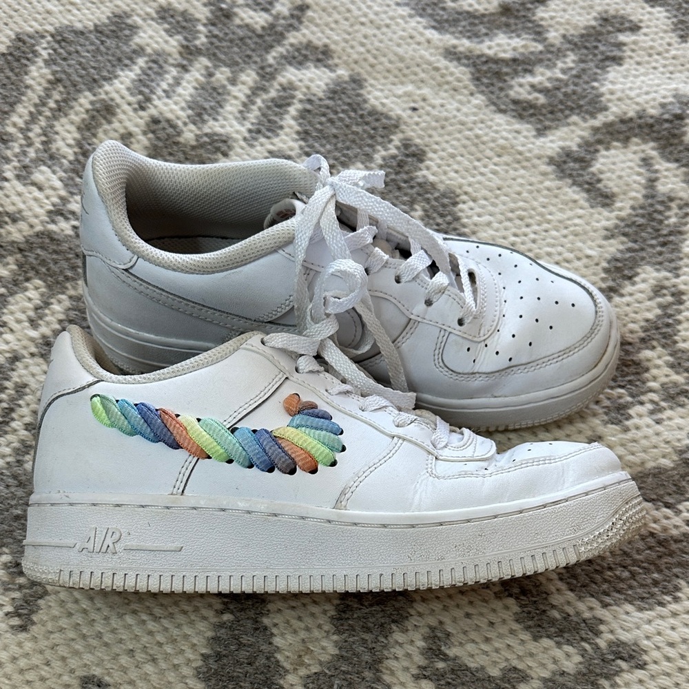 Girls Nike Air Force 1